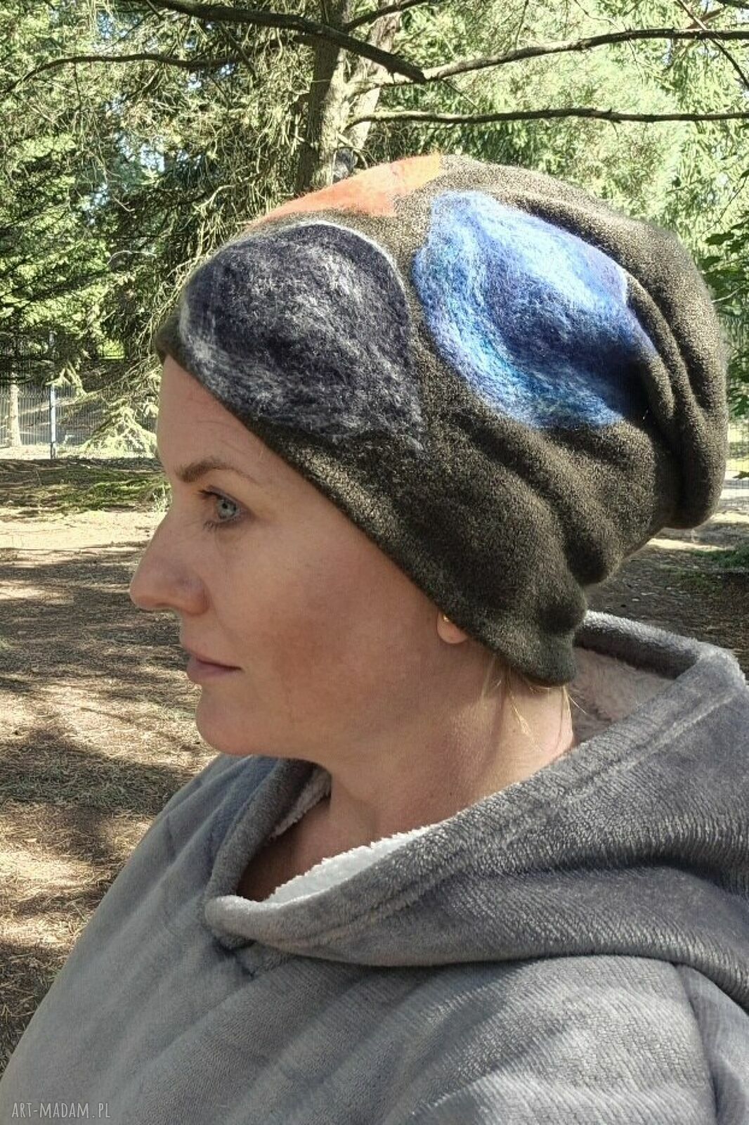 Czapka wełniana Khaki folk boho Frida - filcowana z merynosów na podszewce