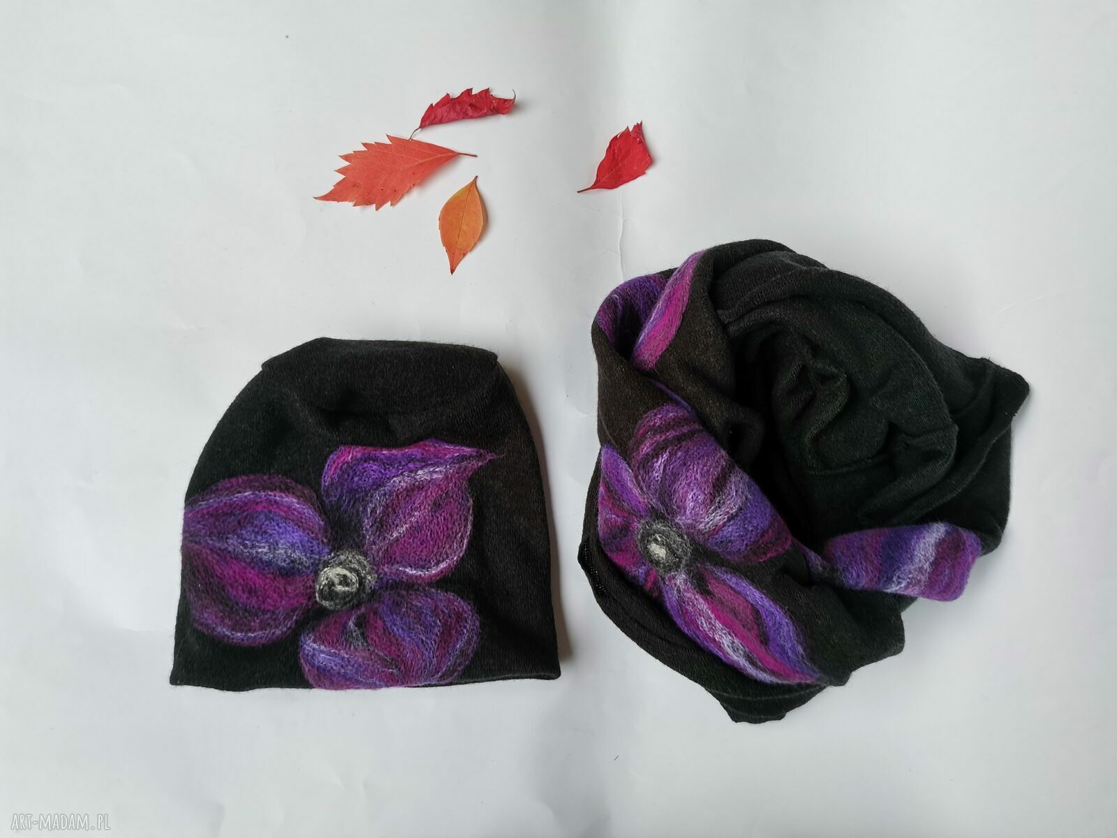Czapka wełniana handmade Frida folk - filcowana merino na podszewce (rozmiar uniwersalny)