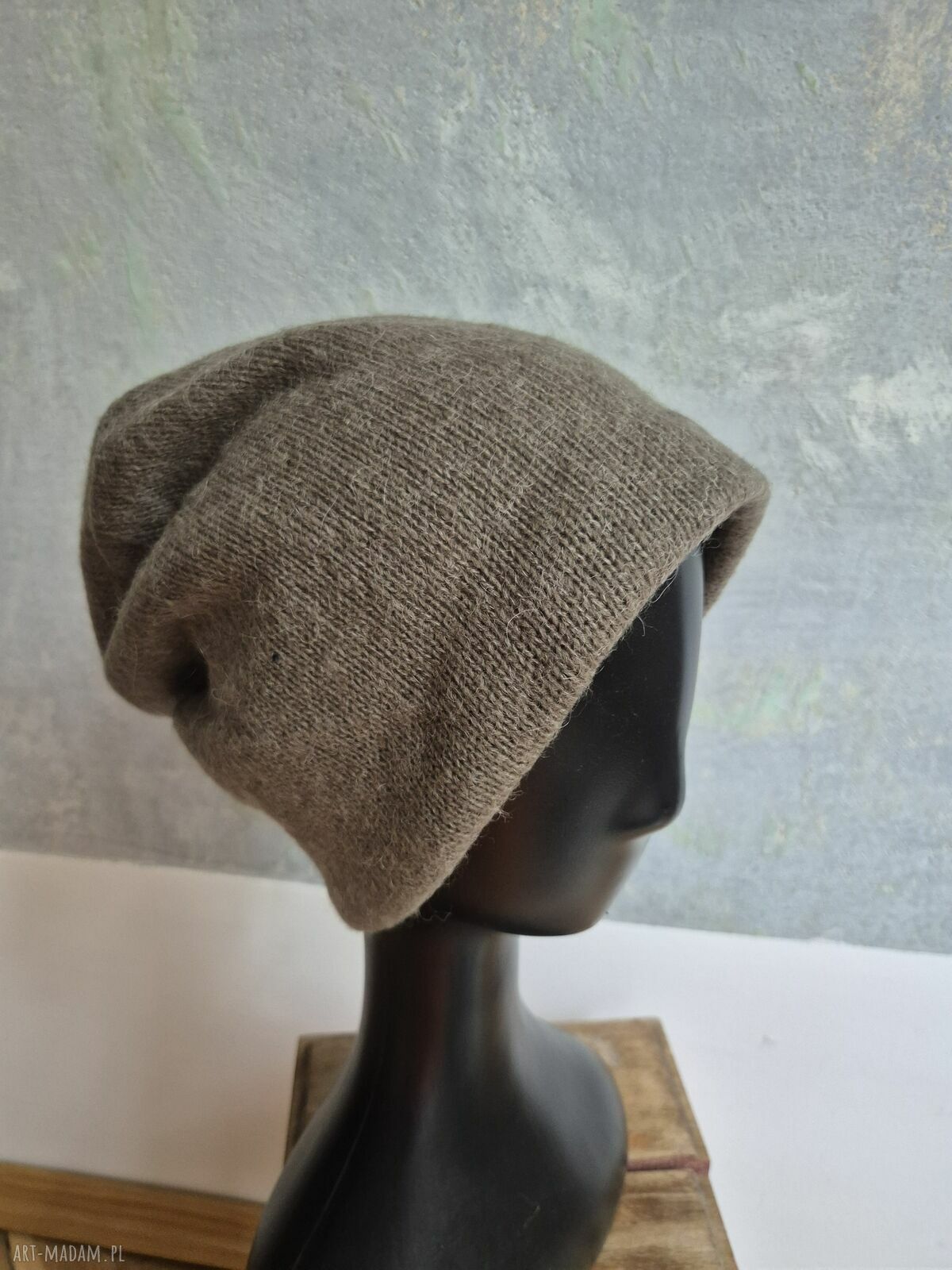 Czapka wełniana szaro-khaki z podszewką - styl folk i boho, rozmiar uniwersalny