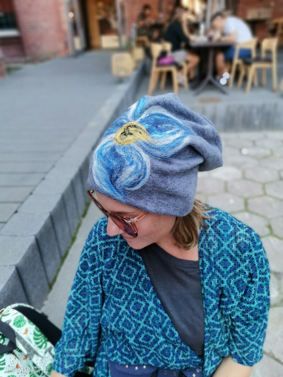 czapka wełniana handmade-czapka handmade na podszewce, rozmiar uniwersalny, wełniana, filcowana weł