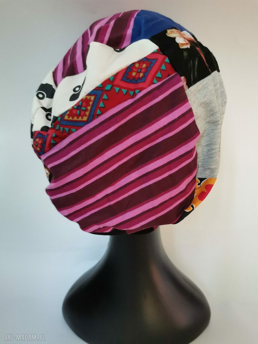 Czapka wiosenna patchworkowa na podszewce w stylu boho i folk