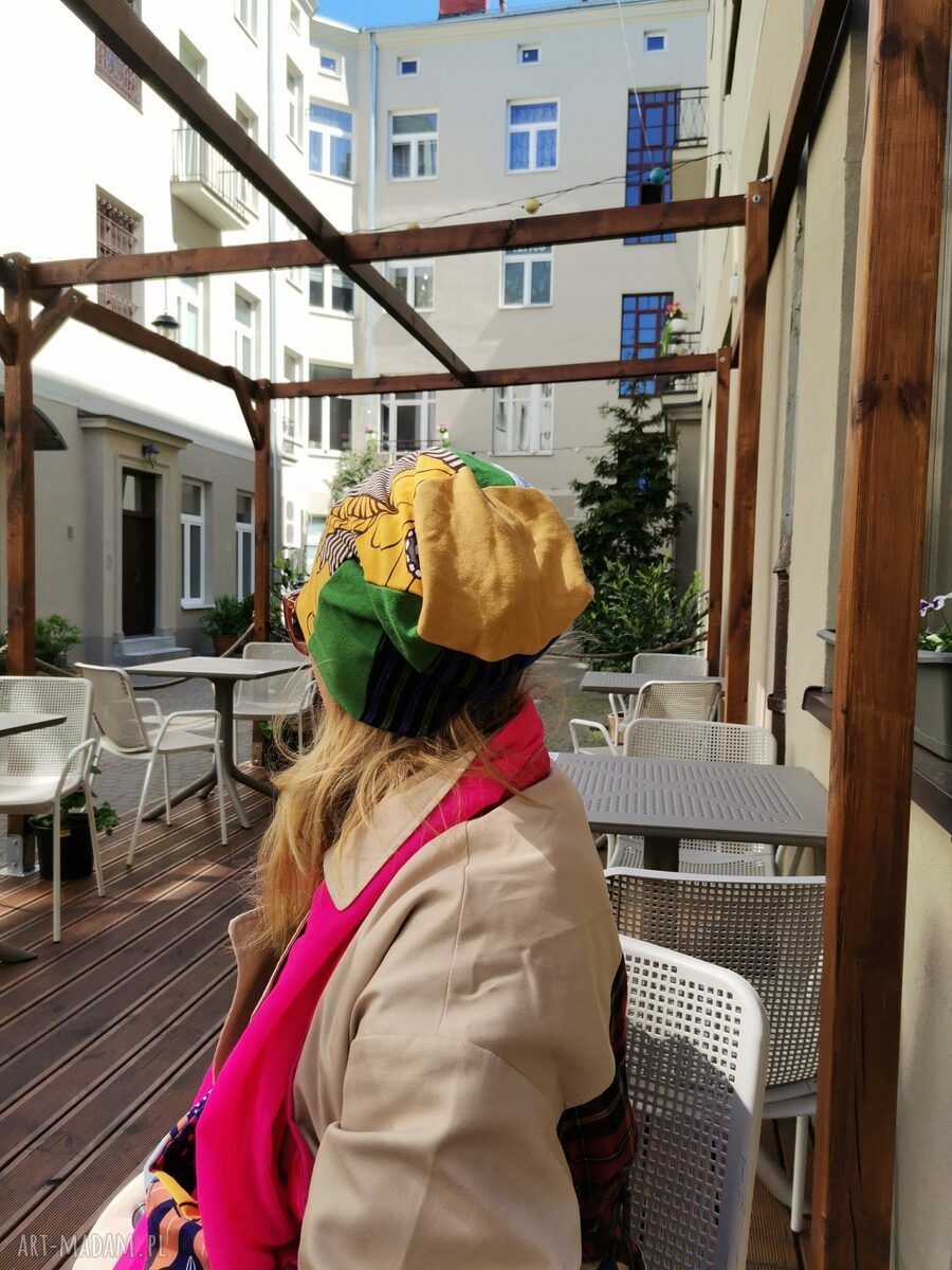 Czapka wiosenna patchworkowa Smerfetka - boho folk Frida etno na podszewce