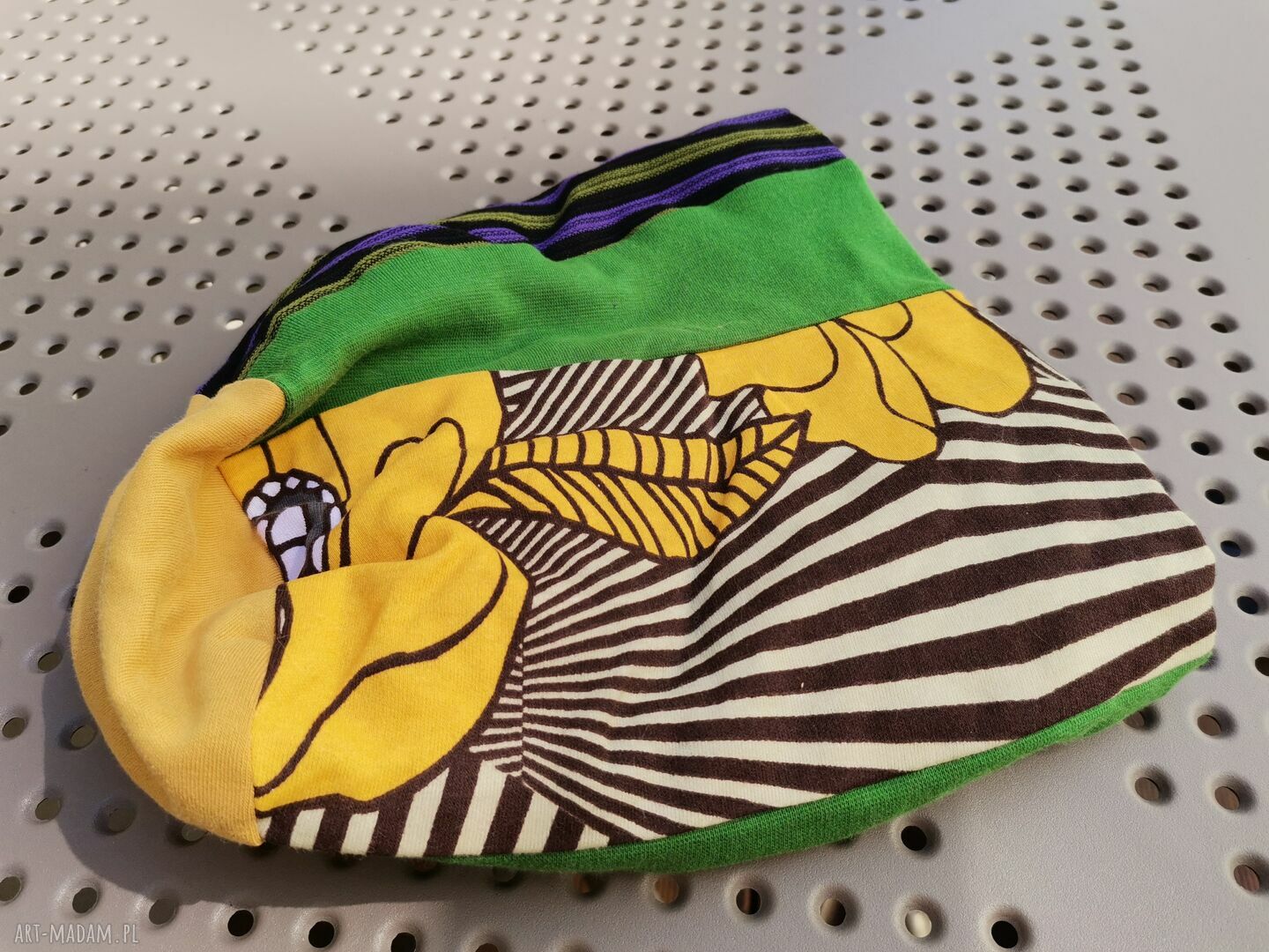 Czapka wiosenna patchworkowa Smerfetka - boho folk Frida etno na podszewce