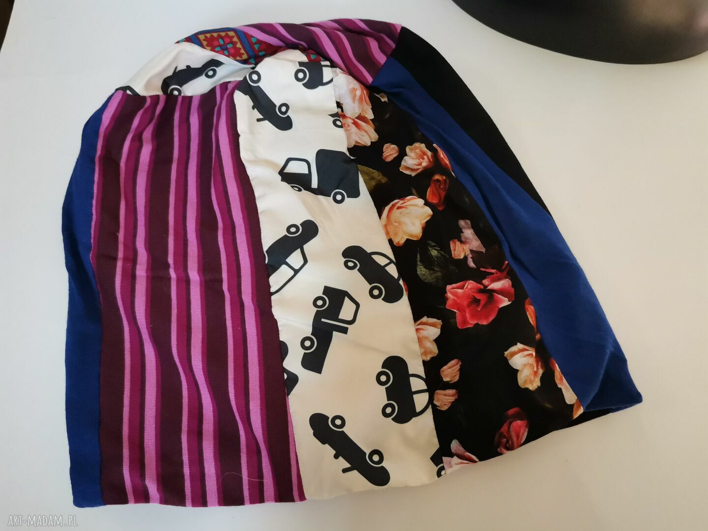 Czapka wiosenna patchworkowa na podszewce w stylu boho i folk
