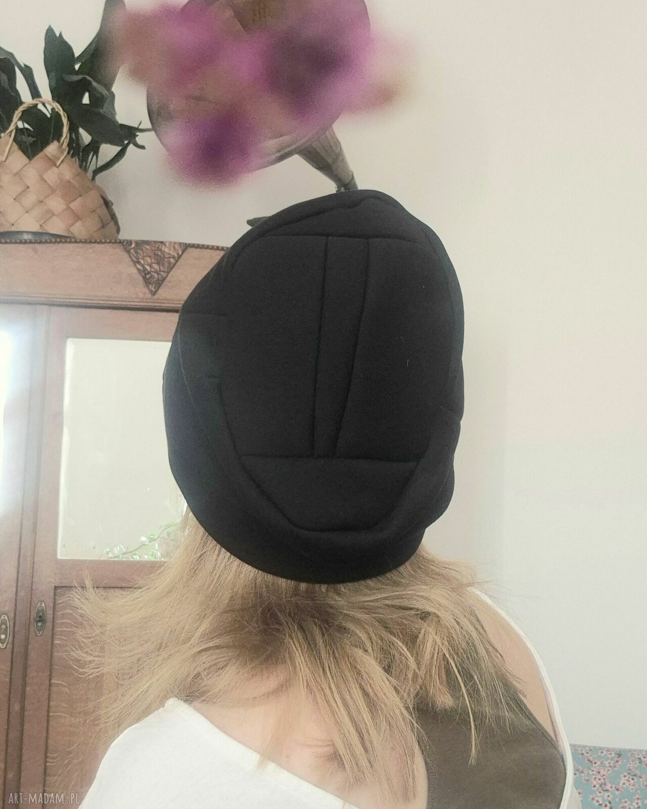 Czapka wiosenna unisex z podszewką - ręcznie wykonana i uniwersalna