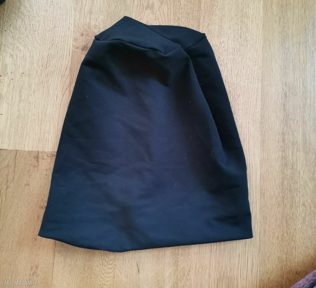 Czarna czapka unisex smerfetka etno-folk na podszewce - boho na co dzień