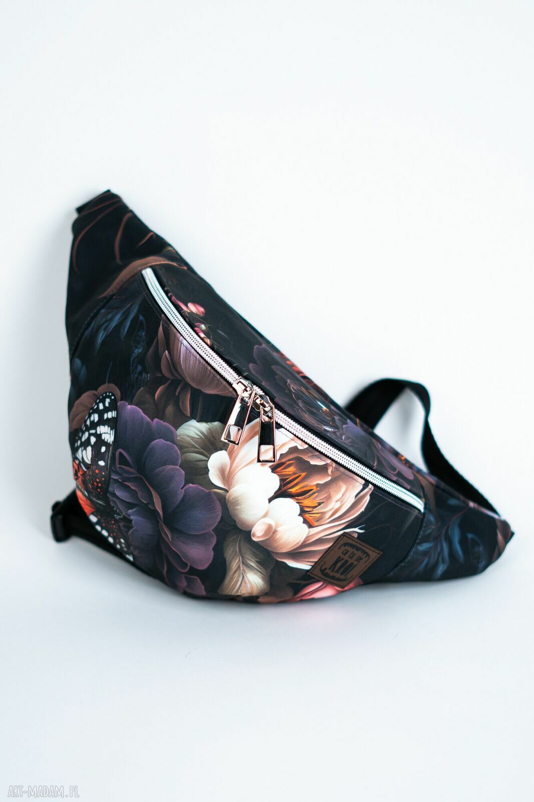 Czarna elegancka nerka damska w kwiaty róży - saszetka handmade