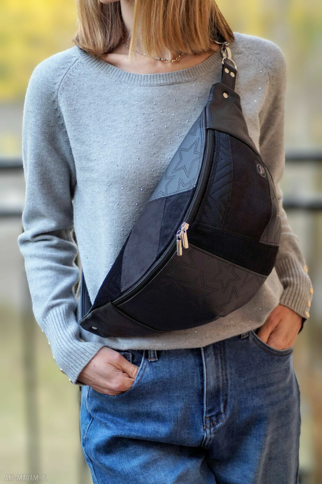 Czarna patchworkowa nerka damska XXL handmade - do noszenia na ukos