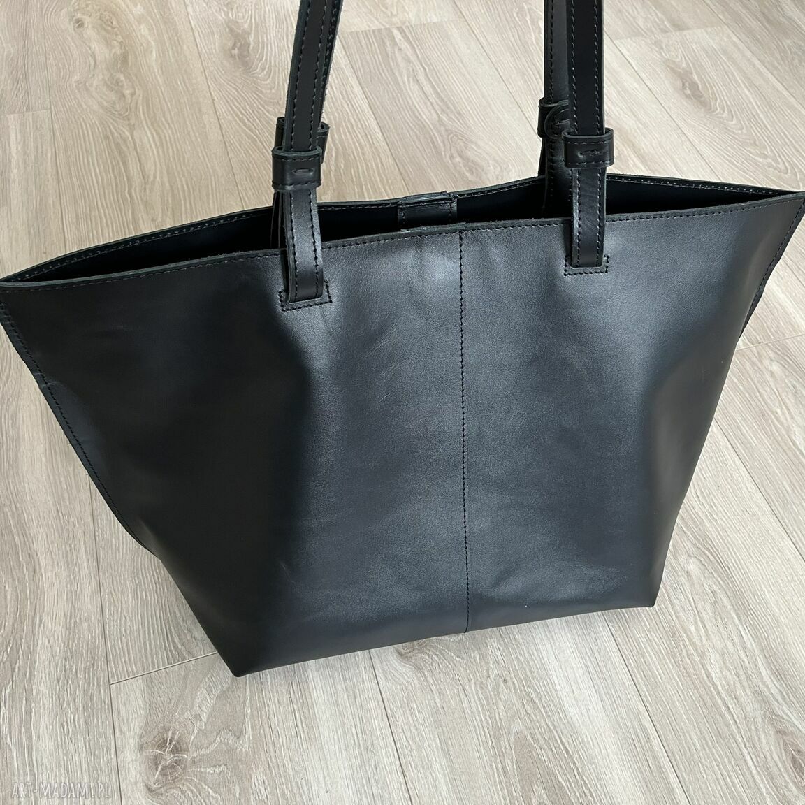 na ramię: Czarna torba Shopperka na ramię ze skóry. handmade