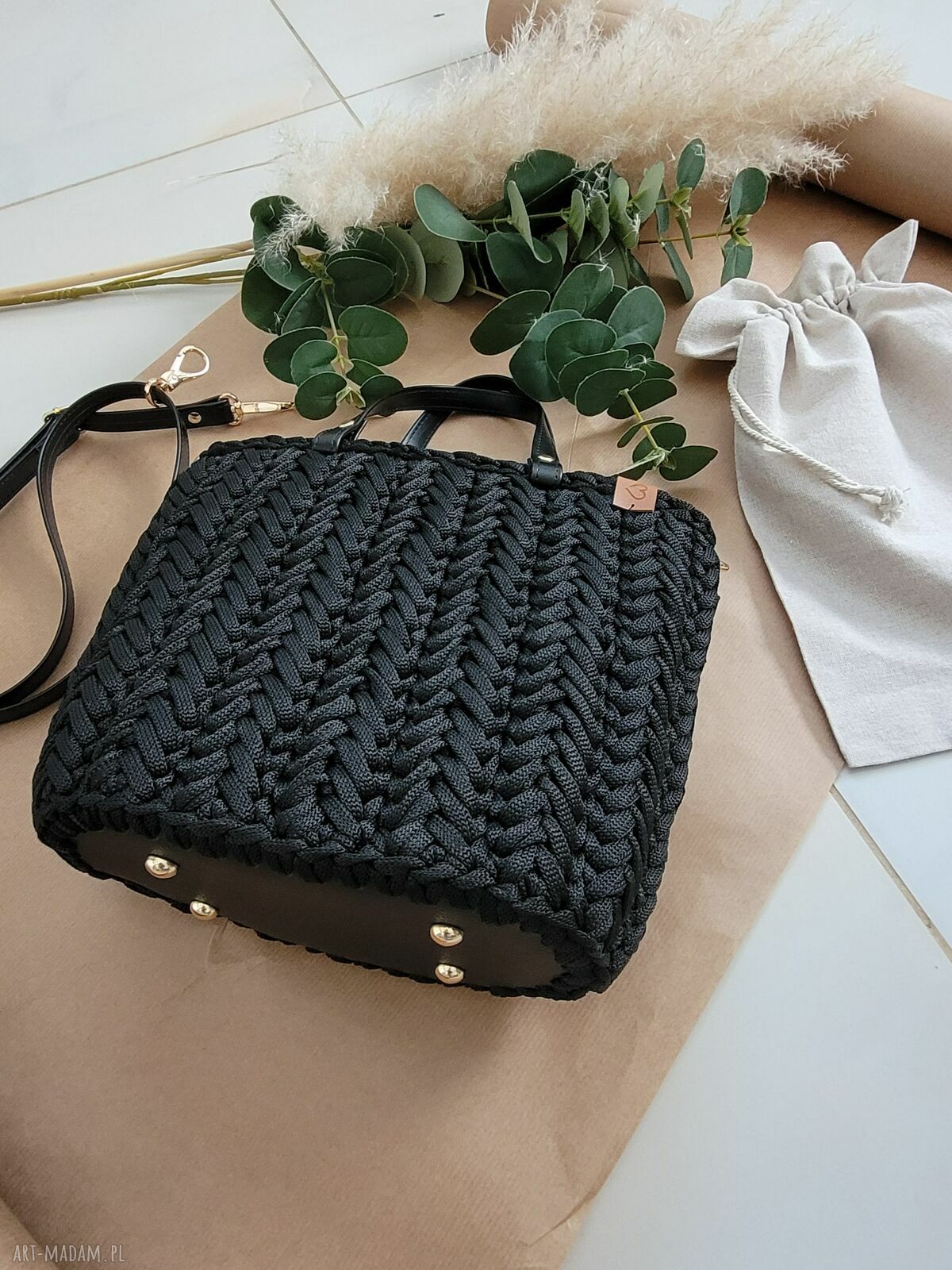 Czarna pleciona torebka handmade do pracy - Business Woman