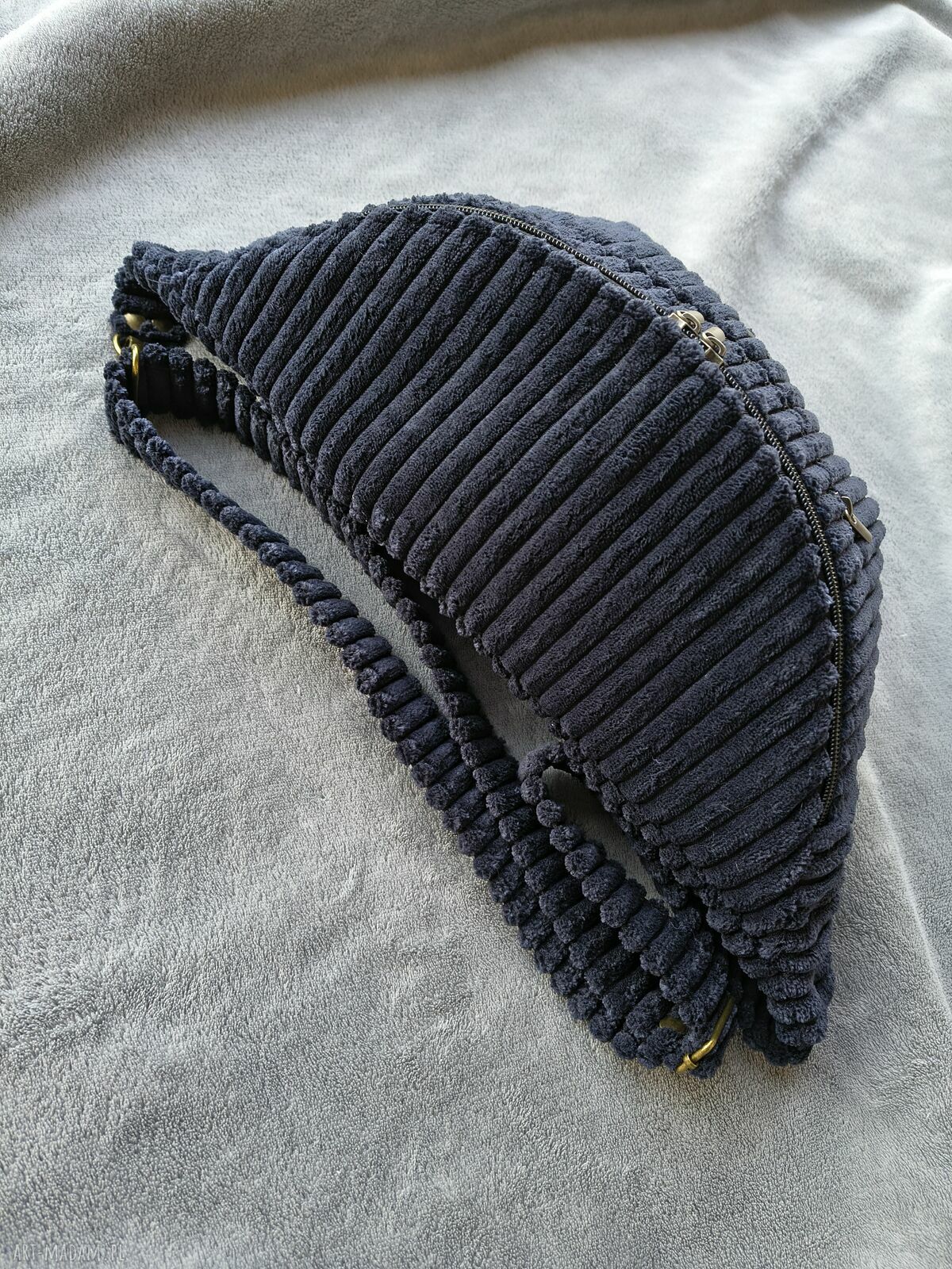 Ręcznie robiona nerka damska - praktyczna saszetka handmade