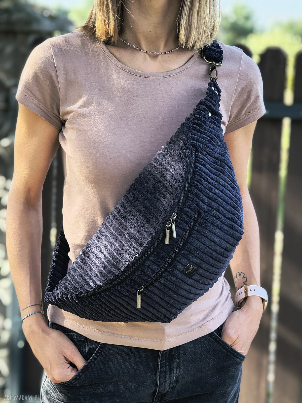 Ręcznie robiona nerka damska - praktyczna saszetka handmade
