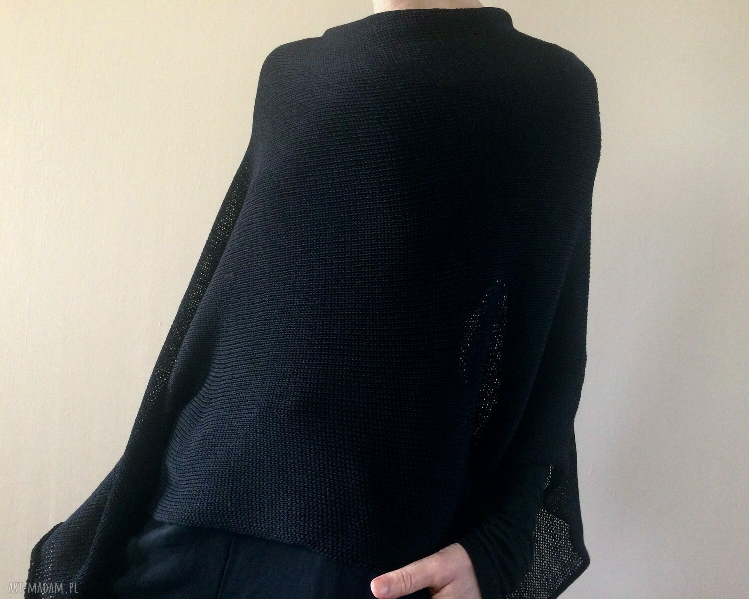 Czarne eleganckie ponczo z 100% bawełny - tunika narzutka handmade