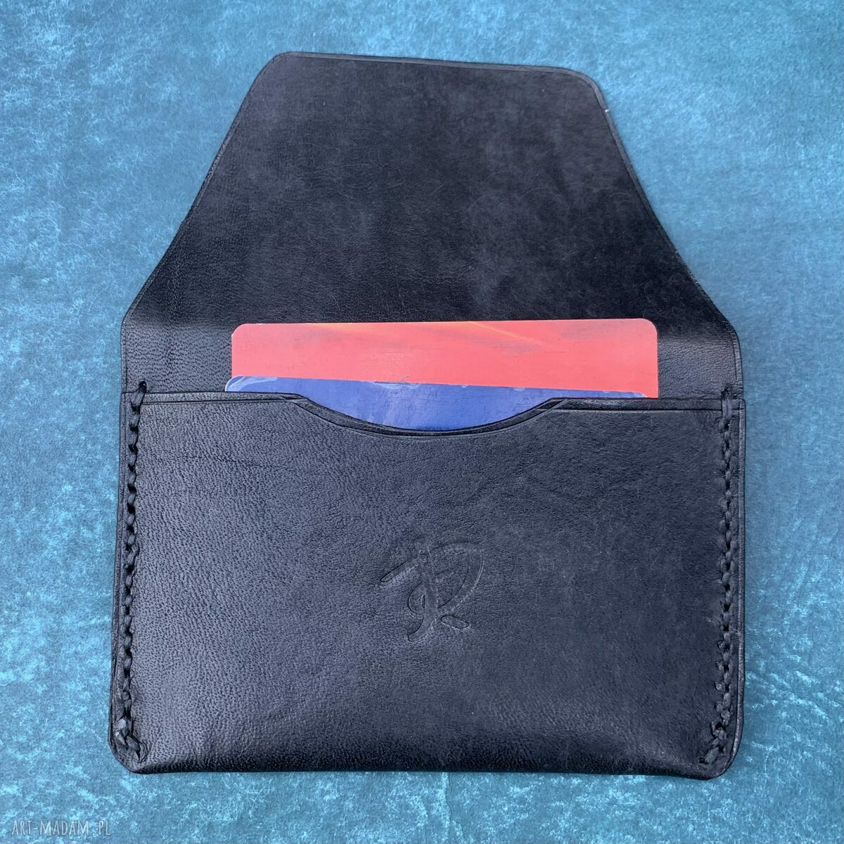 portfele: Czarny minimalistyczny portfelik ze skóry ręcznie uszyty. Handmade