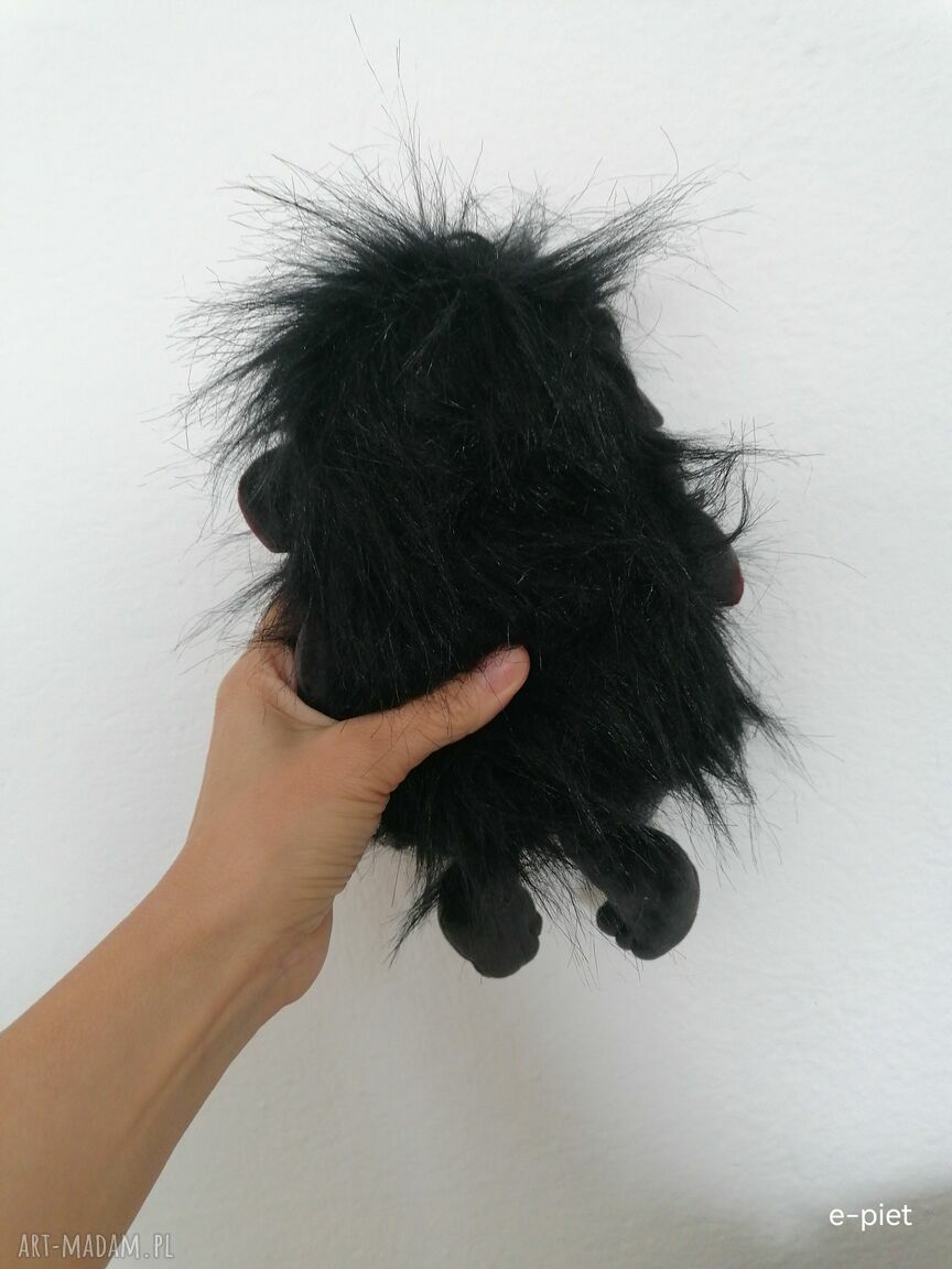 Czarny Trol - artystyczna zabawka kolekcjonerska (ok. 23 cm)