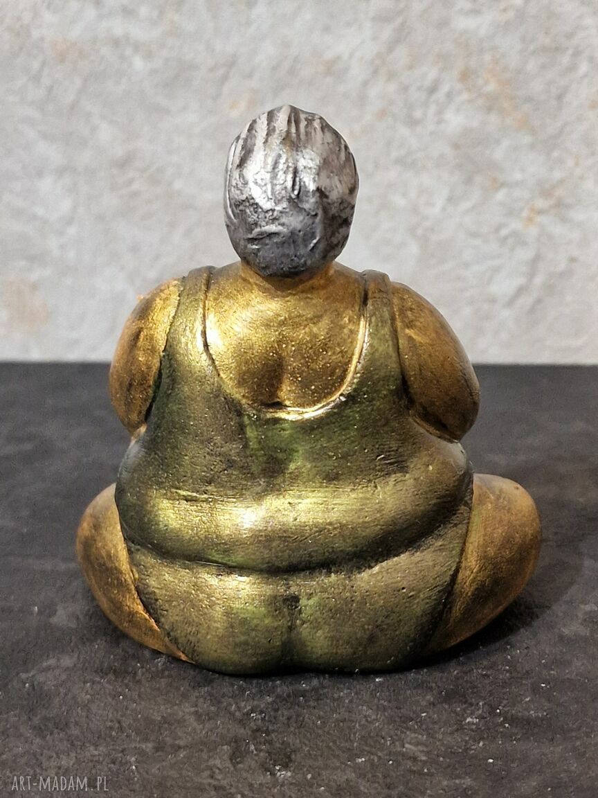 Czas relaksu z... Karoliną - rzeźba z gipsu (figurkaa kobiety) - prezent handmade