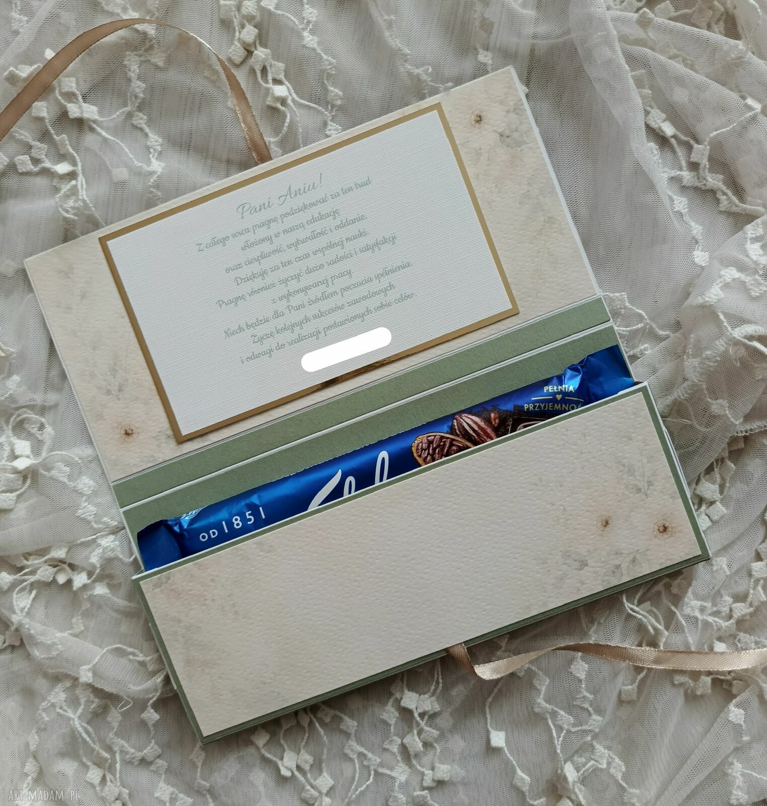 Czekoladownik dla Nauczyciela - kwiaty (beż i zieleń) - personalizowany