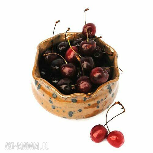 Czereśniówka - ceramiczna miseczka handmade z pofalowanym brzegiem jak kwiat
