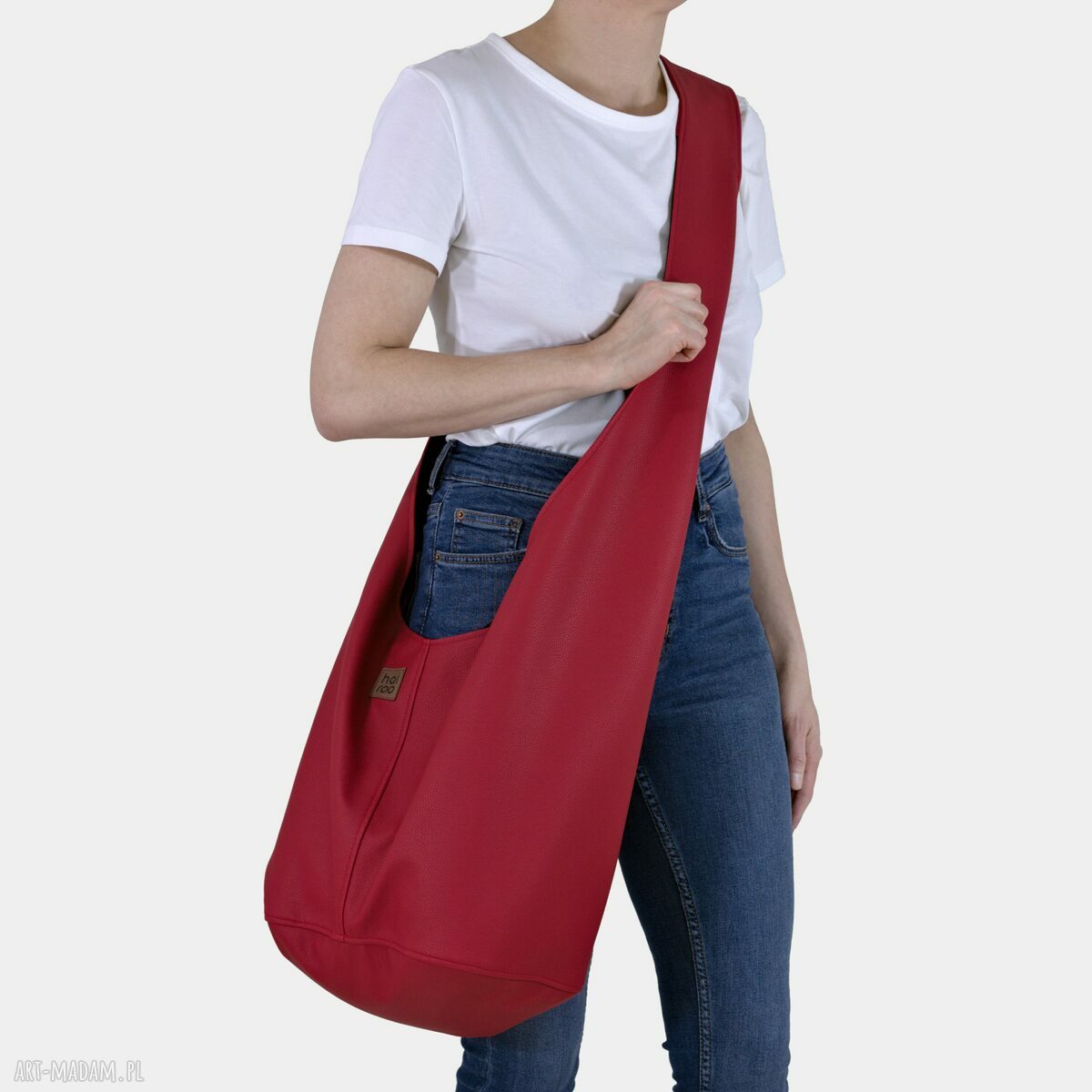 Czerwona torba hobo w stylu boho - Long Boogi Bag do noszenia przez ramię
