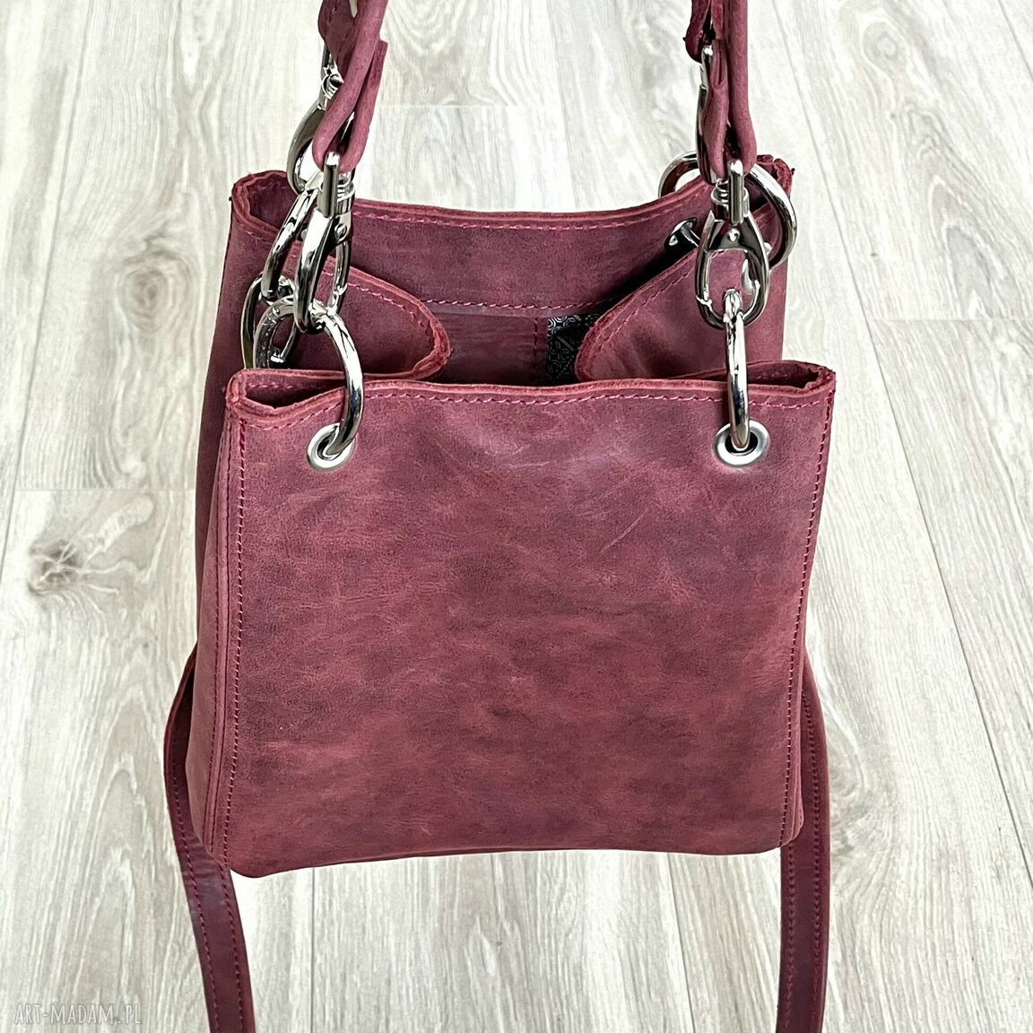 na ramię: Czerwona torebka damska ze skóry „Crazy Horse” autorskie