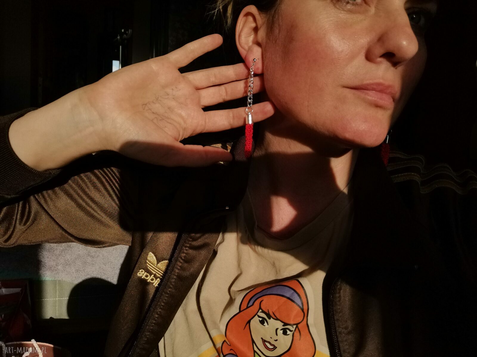 Klipsy czerwone folk - lekkie frędzle etno w stylu boho
