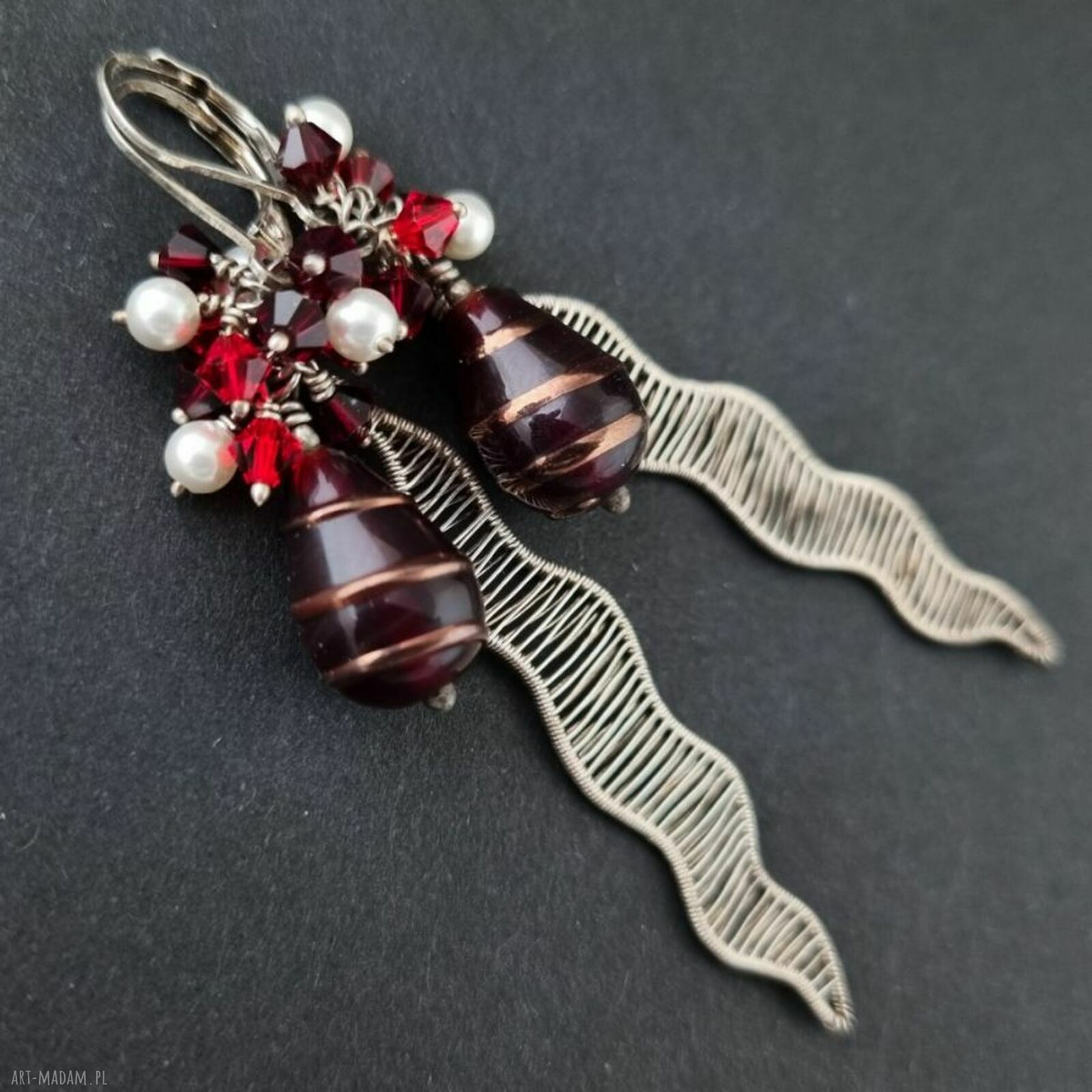 Czerwone grona - kolczyki lub klipsy ze srebra i kryształami Swarovski wire wrapping