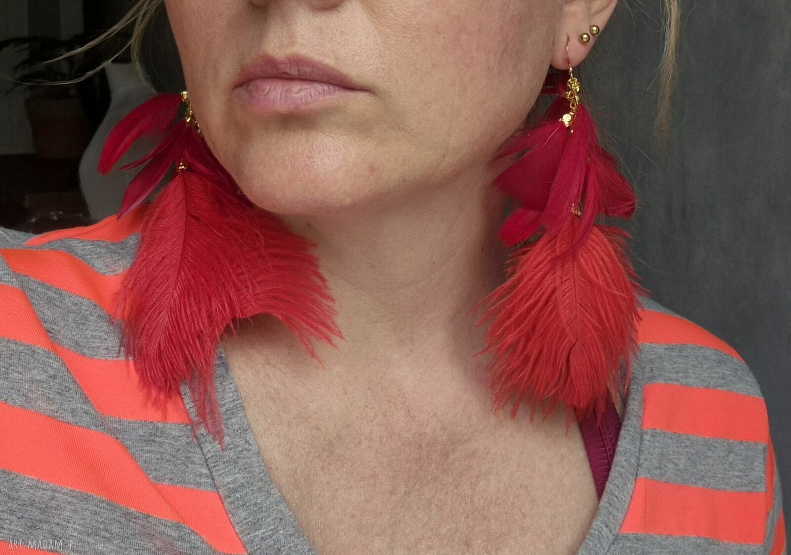 Kolczyki czerwone pióra - boho, długie i lekkie
