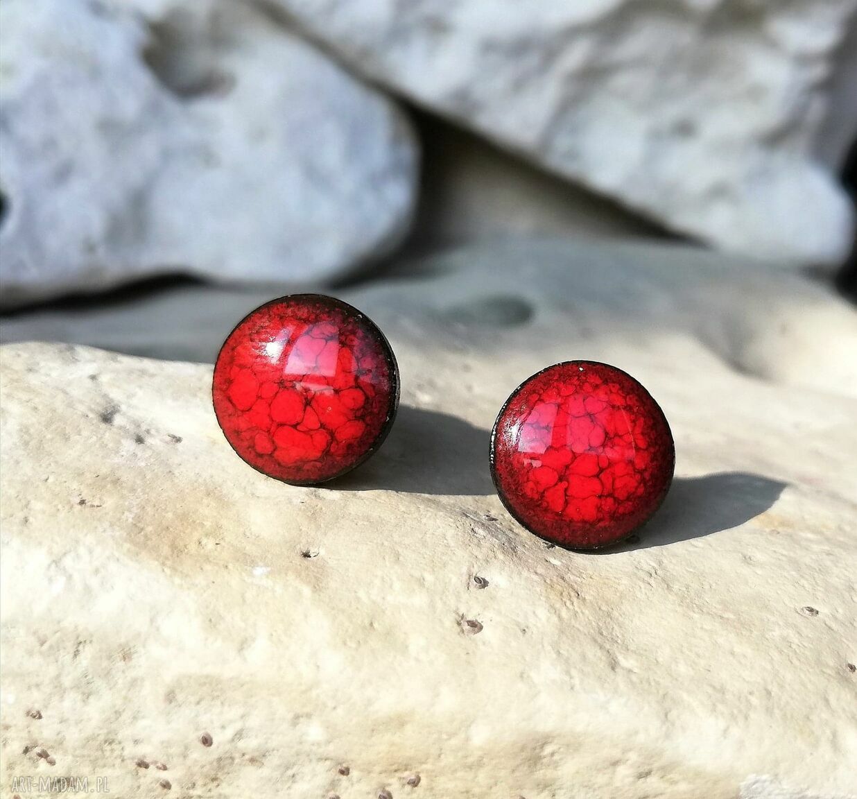 Czerwone kolczyki sztyfty ze stali - walentynkowa ceramika handmade