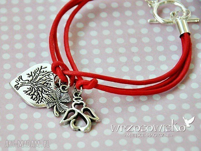 Czerwone rzemienie handmade
