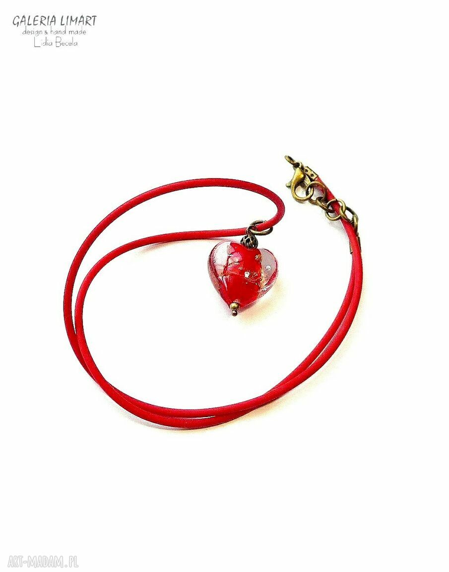 Czerwone serduszko ze szkła weneckiego - wisiorek handmade dla mamy