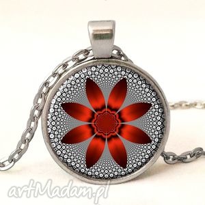 czerwony kwiat - medalion z łańcuszkiem - czarne naszyjniki