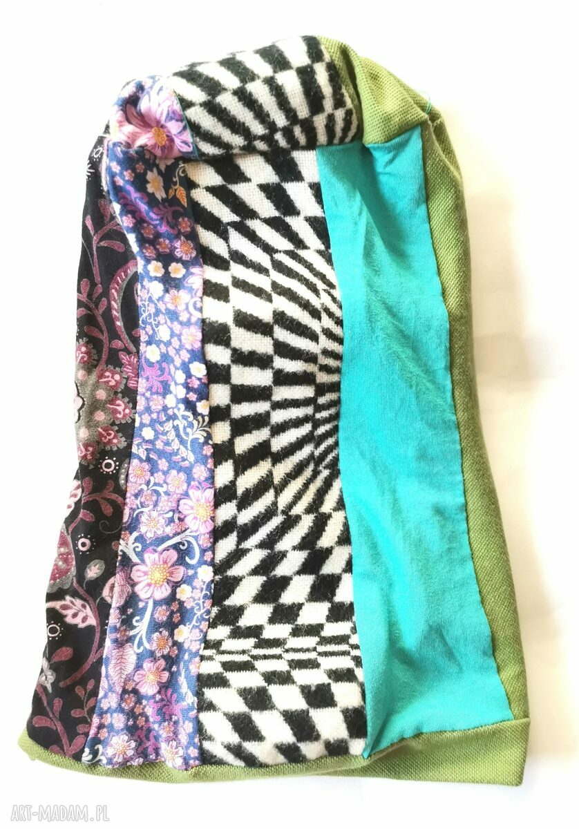Czapka damska patchwork na podszewce - rower i szachownica, rozmiar uniwersalny