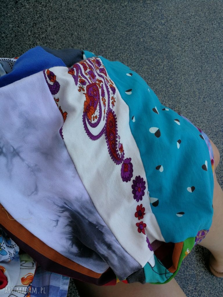 Wiosenna czapka damska etno boho folk na podszewce (59 cm)