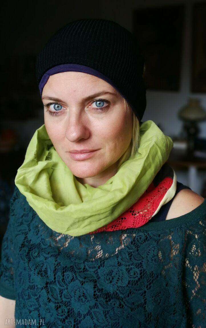 Sportowa czapka damska Etno-Boho Folk Box As - rozmiar uniwersalny