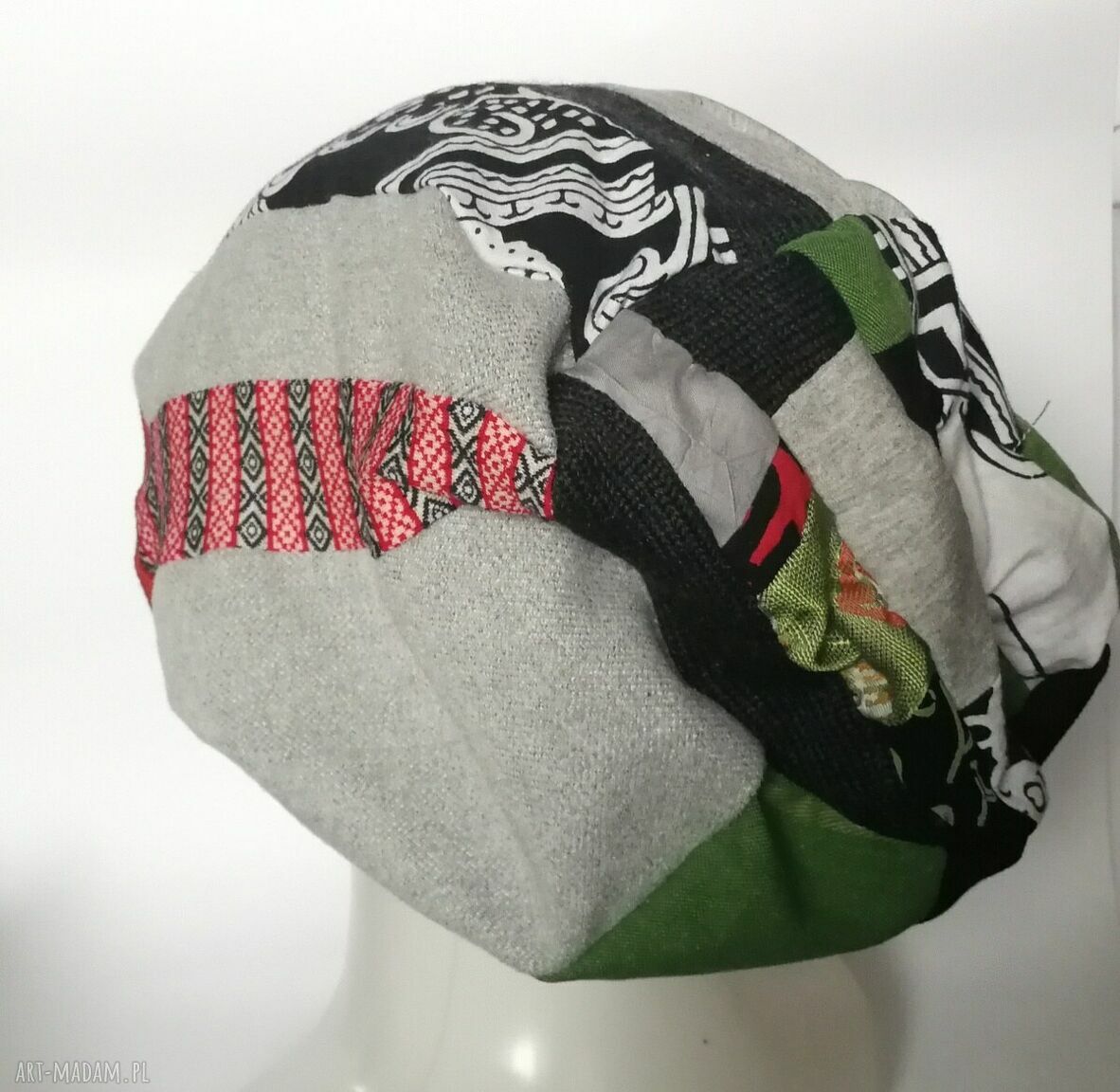 Czapka damska patchwork na podszewce - rozmiar uniwersalny