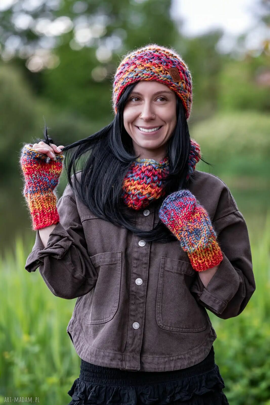 Ręcznie robiona czapka damska handmade