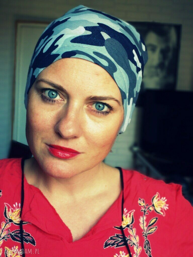 Czapka damska moro szara na wiosnę z cienką podszewką - ręcznie robiona