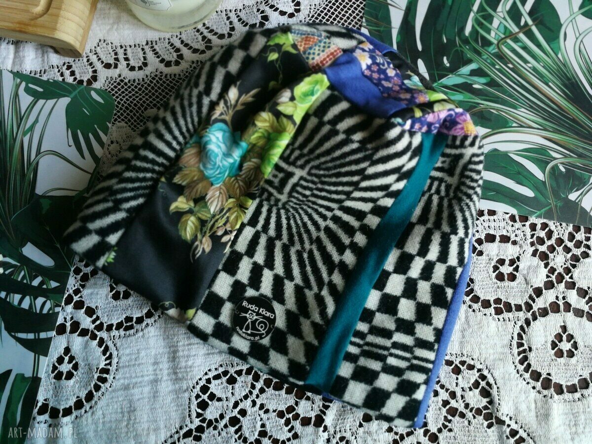 Czapka damska patchworkowa boho etno folk (handmade), obwód 58-59 cm