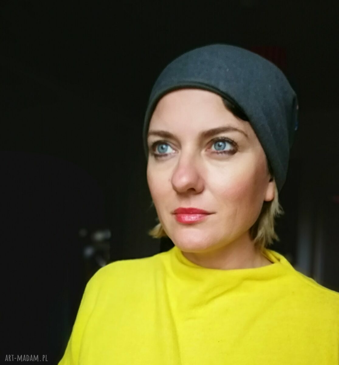 Czapka damska na podszewce Boho Kwiaty - rozmiar uniwersalny