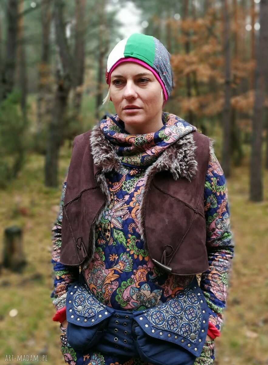 Kolorowa czapka damska patchworkowa dresowa etno boho - na podszewce