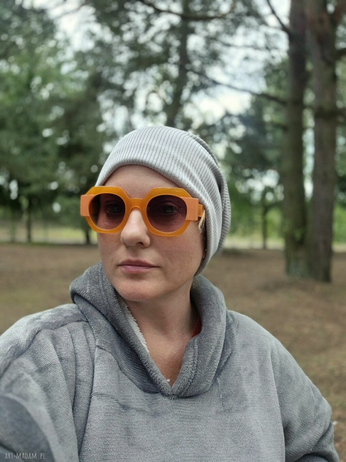 Czapka damska na podszewce - rozmiar M (ręcznie szyta) - kolorowa