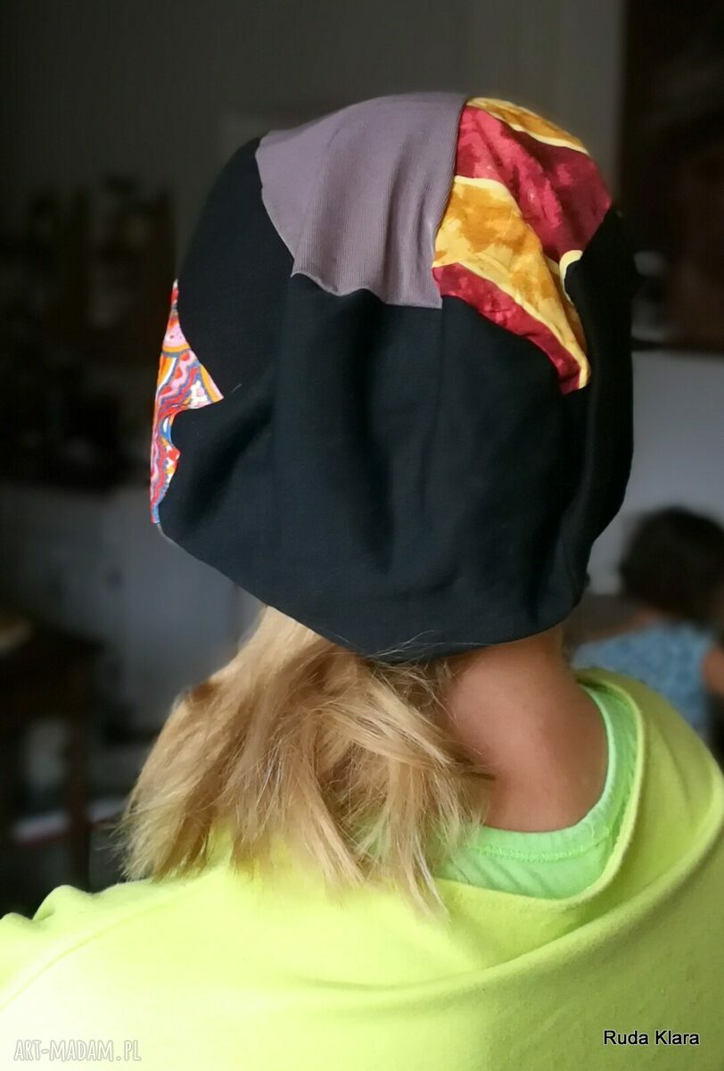 Czapka damska patchworkowa etno-boho folk na podszewce