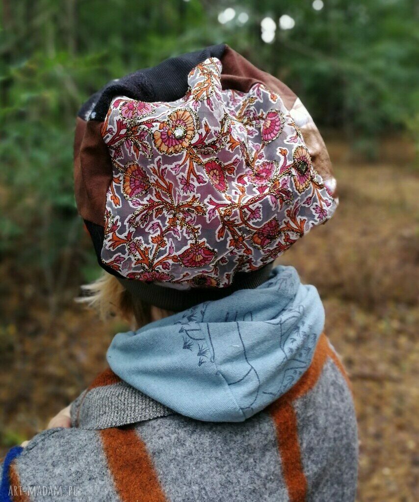 Kolorowa czapka damska etno boho folk - ręcznie farbowana, rozmiar uniwersalny