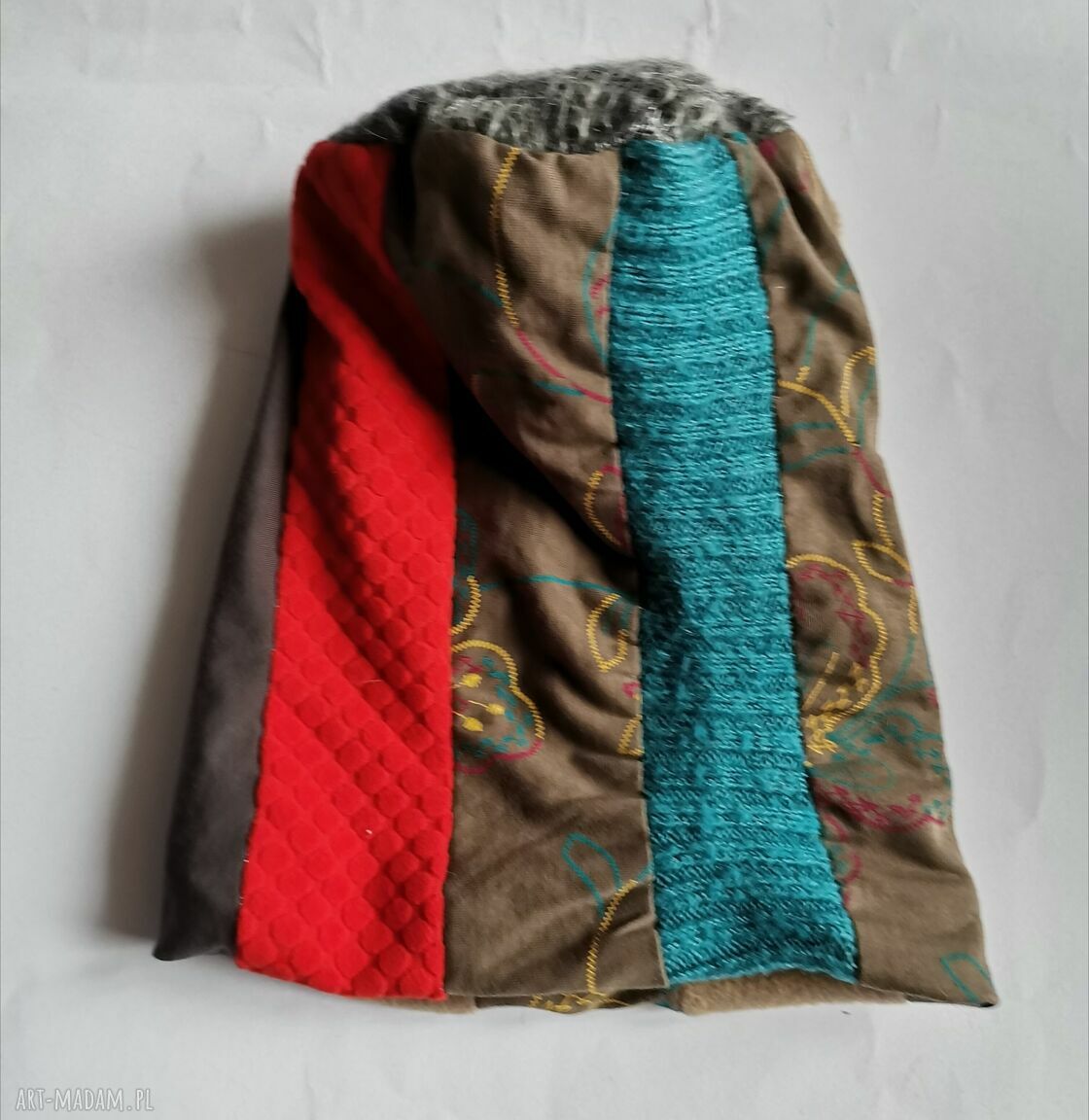 Czapka damska patchworkowa z podszewką - uniwersalna handmade