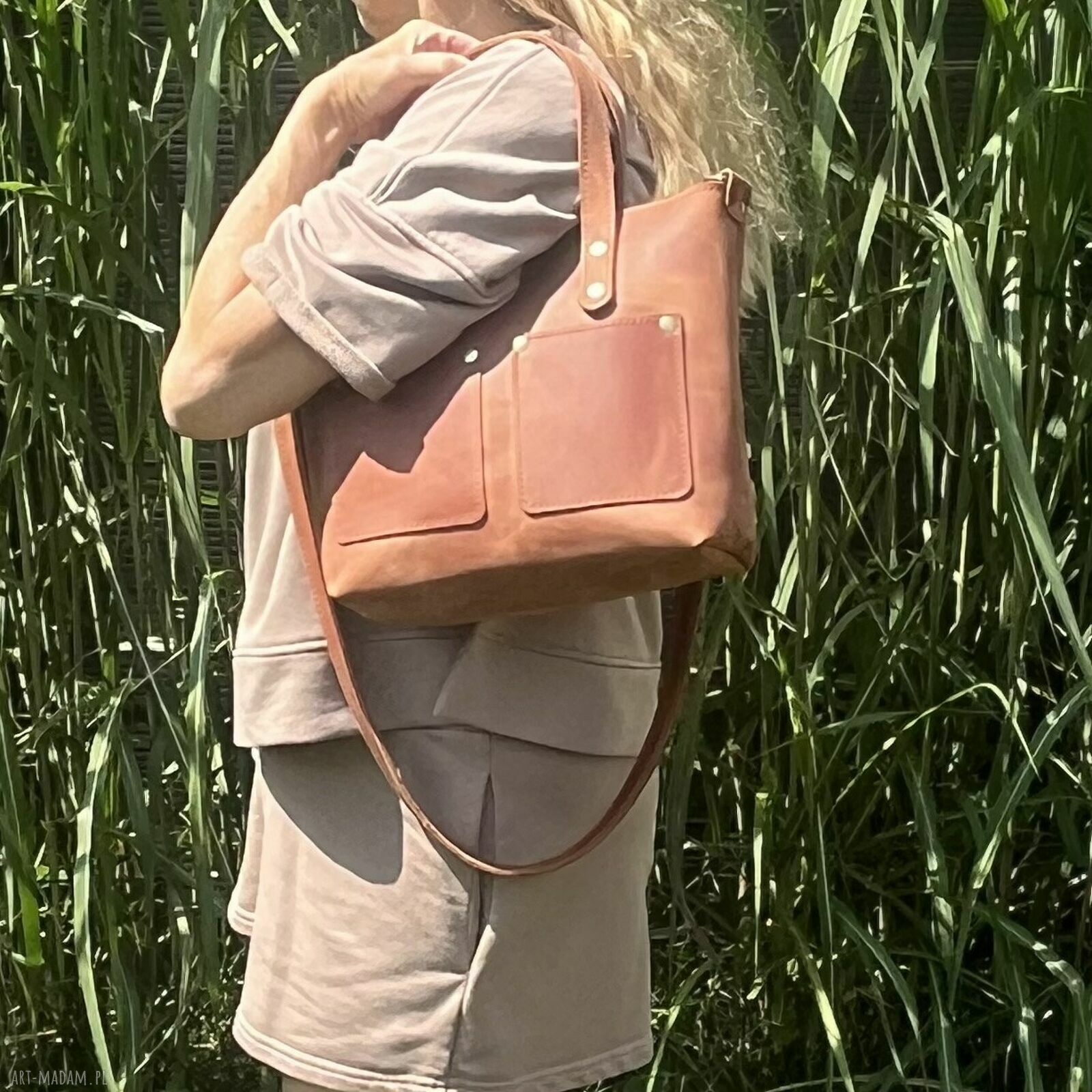 do ręki: Damska mała Shopperka jasno brązowa ze skóry Crazy Horse. handmade