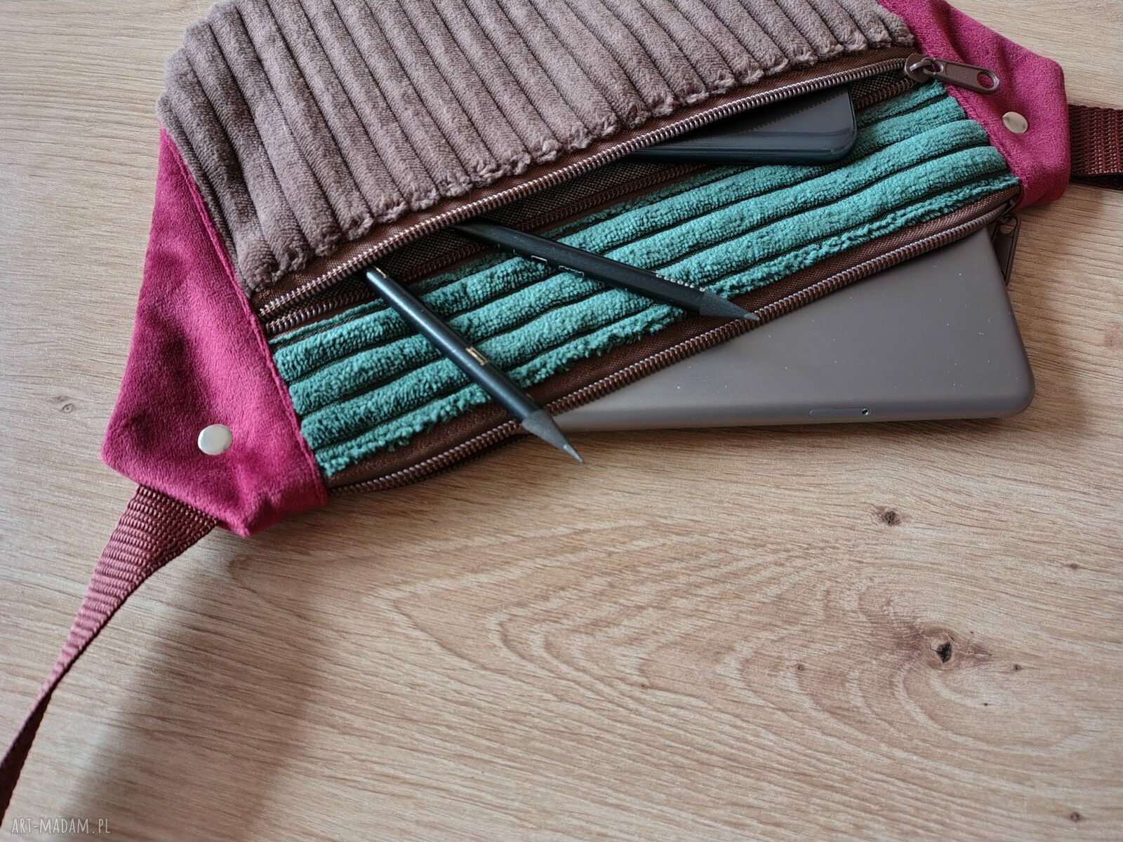 Damska nerko-torebka na rower i do pracy - handmade z tkanin tapicerskich