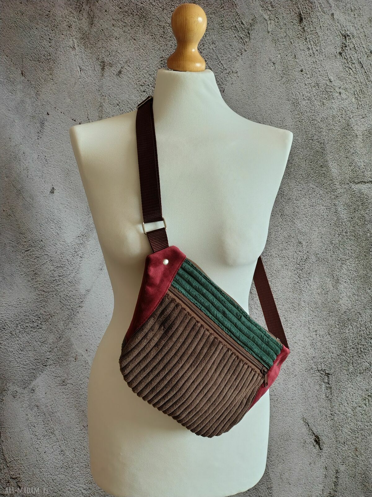 Damska nerko-torebka na rower i do pracy - handmade z tkanin tapicerskich