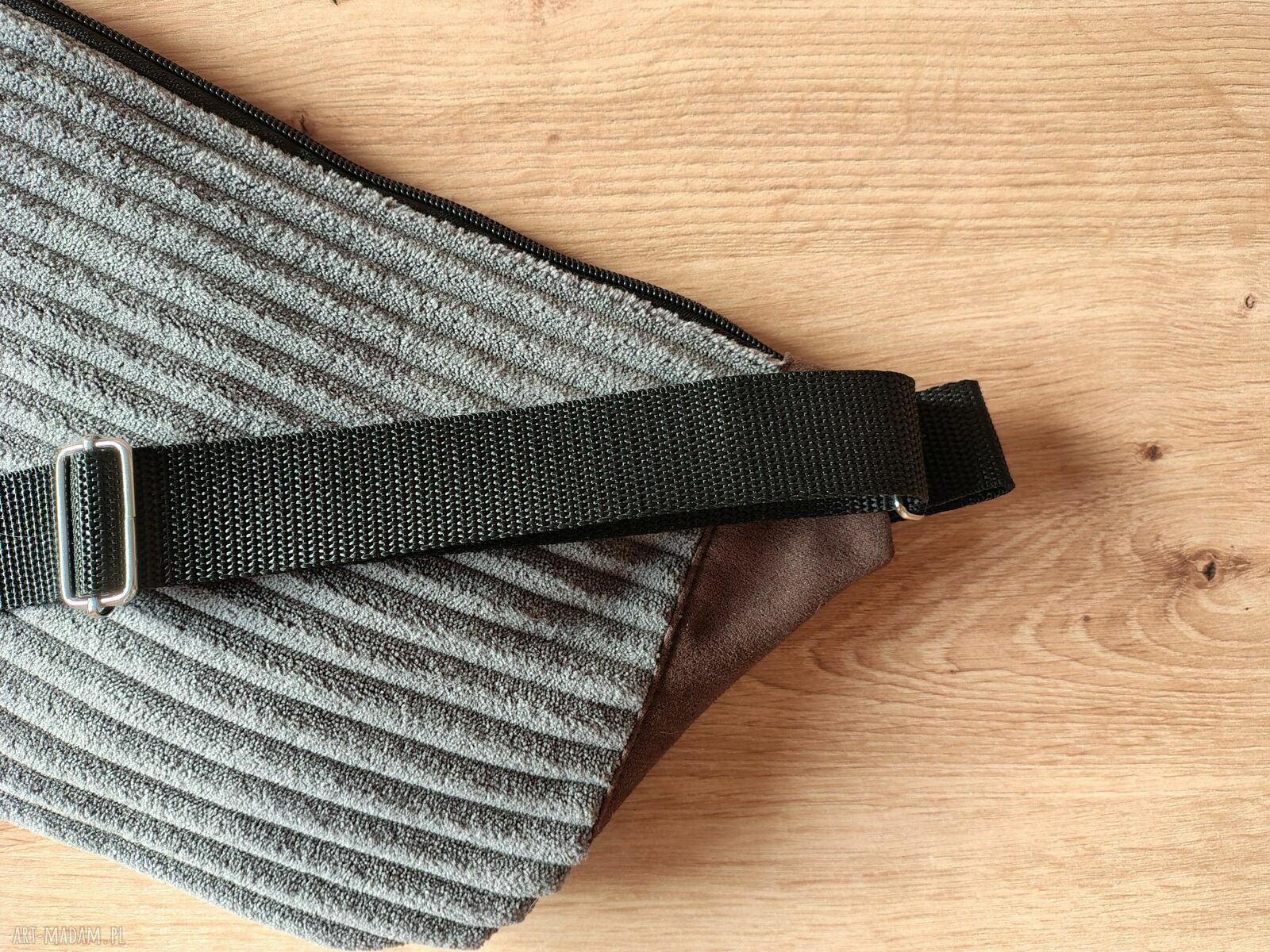 Damska nerko-torebka na rower i do pracy - saszetka cross handmade