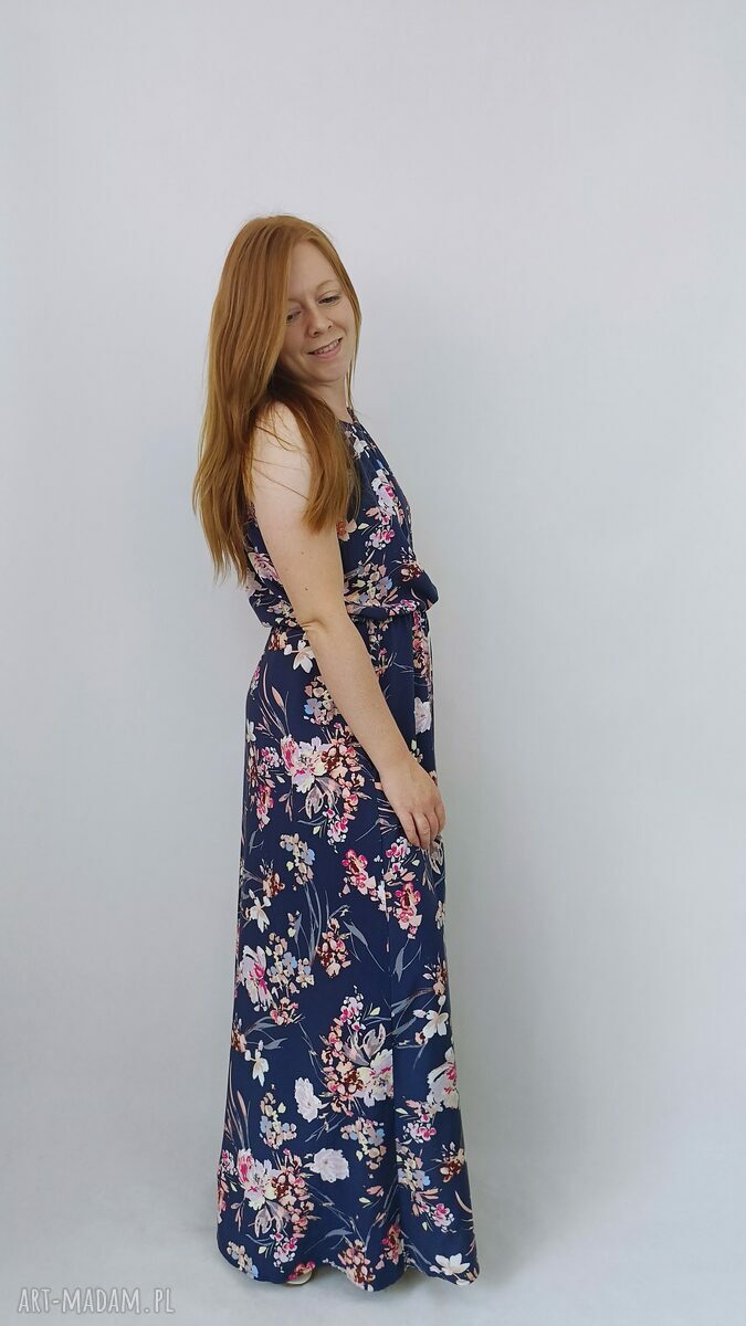 Sukienka letnia Summer w kwiaty granatowa maxi z wiskozy 100%