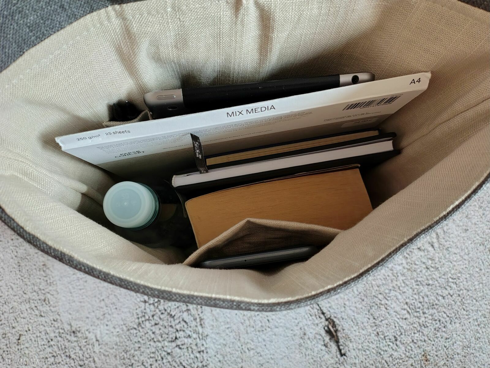 Damski plecak do pracy na laptop, dokumenty i format A4
